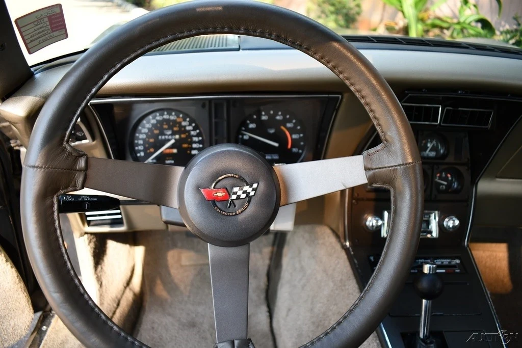 1982 Chevrolet Corvette C3 - Image 13 of 21