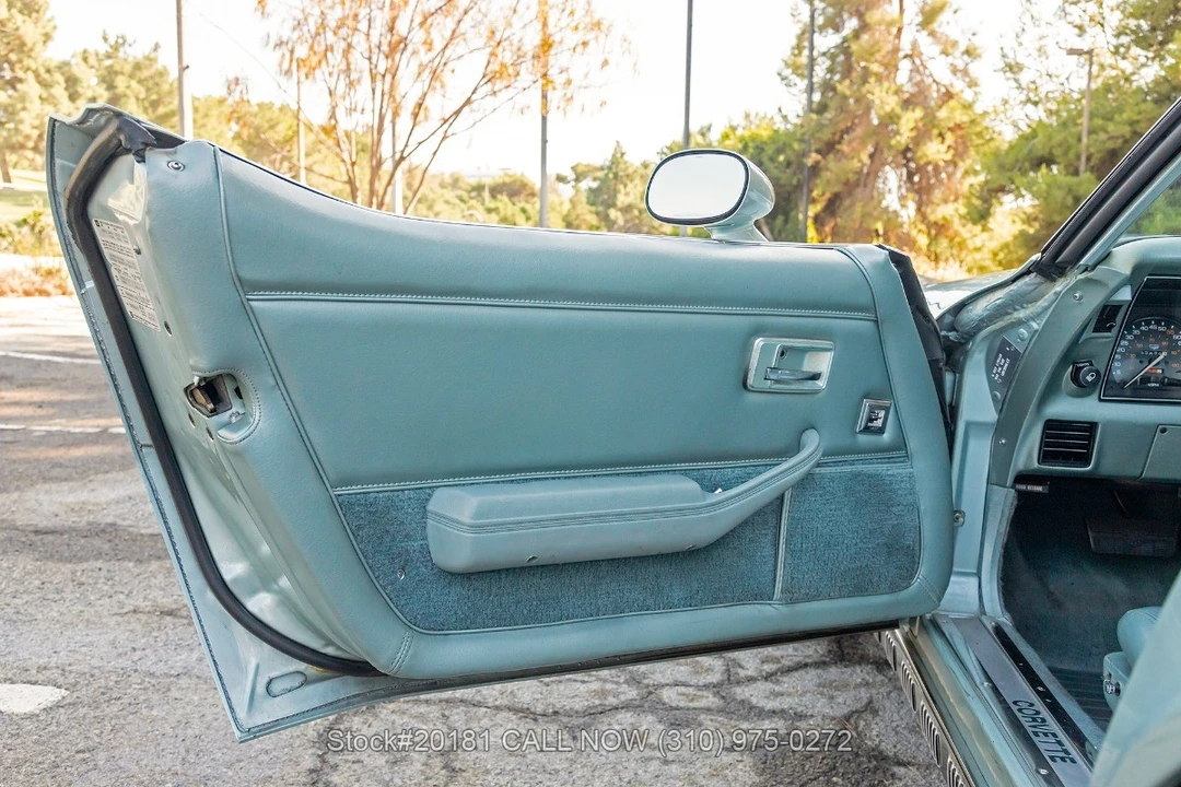 1982 Chevrolet Corvette C3 - Image 28 of 31