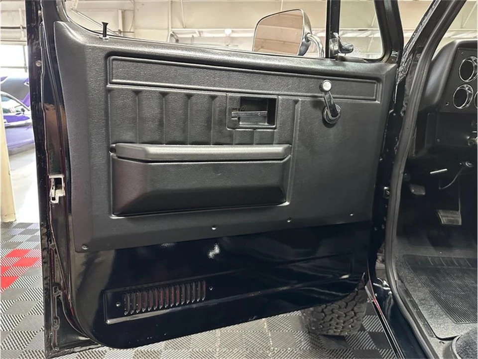 1982 Chevrolet C/K 3rd Gen - Image 16 of 31