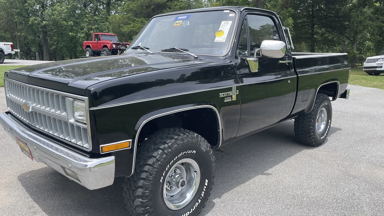 1982 Chevrolet C/K 3rd Gen - Image 4 of 4