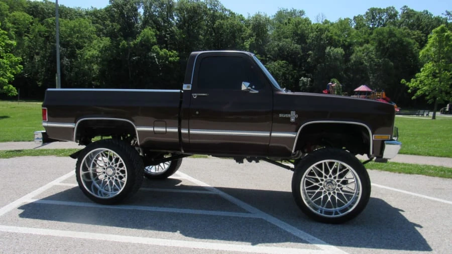 1982 Chevrolet C/K 3rd Gen - Image 2 of 25
