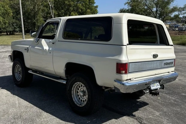 1982 Chevrolet K5 Blazer 2nd Gen - Image 2 of 6
