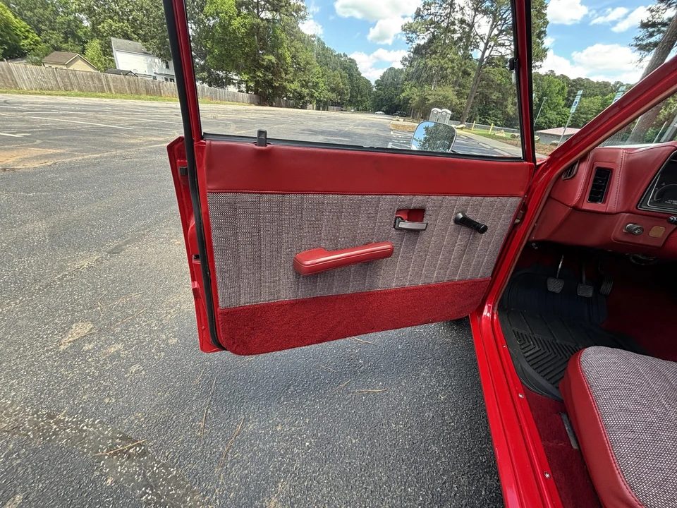 1982 Chevrolet LUV - Image 30 of 31