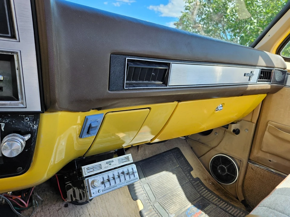 1982 Chevrolet C/K 3rd Gen - Image 12 of 15