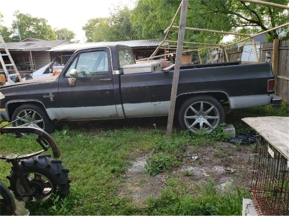 1982 Chevrolet C/K 3rd Gen - Image 2 of 4
