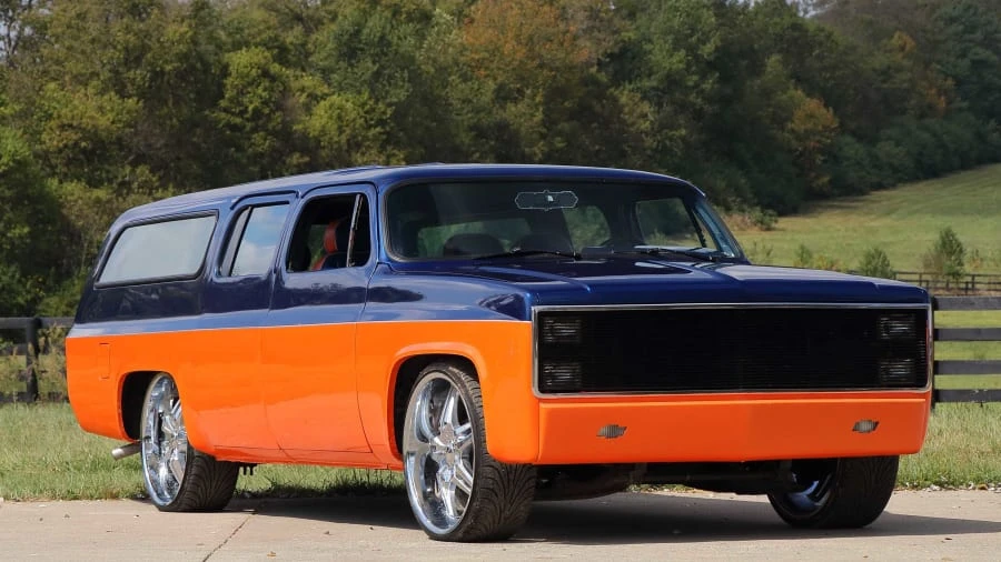 1982 Chevrolet Suburban 7th Gen - Image 12 of 13