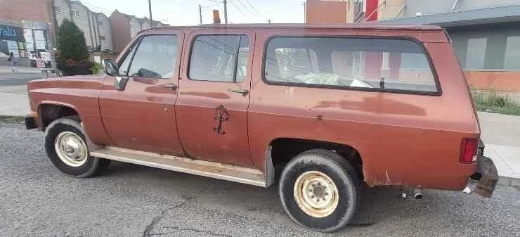 1982 Chevrolet Suburban 7th Gen - Image 5 of 5