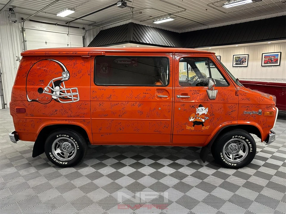 1982 Chevrolet G-Series Van - Image 7 of 31