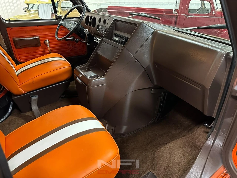 1982 Chevrolet G-Series Van - Image 31 of 31