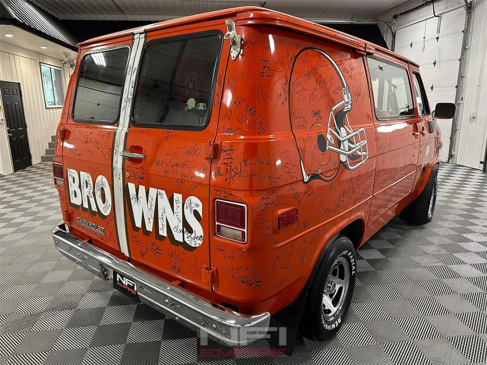 1982 Chevrolet G-Series Van - Image 8 of 31