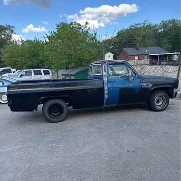 1982 Chevrolet C10 Custom Deluxe