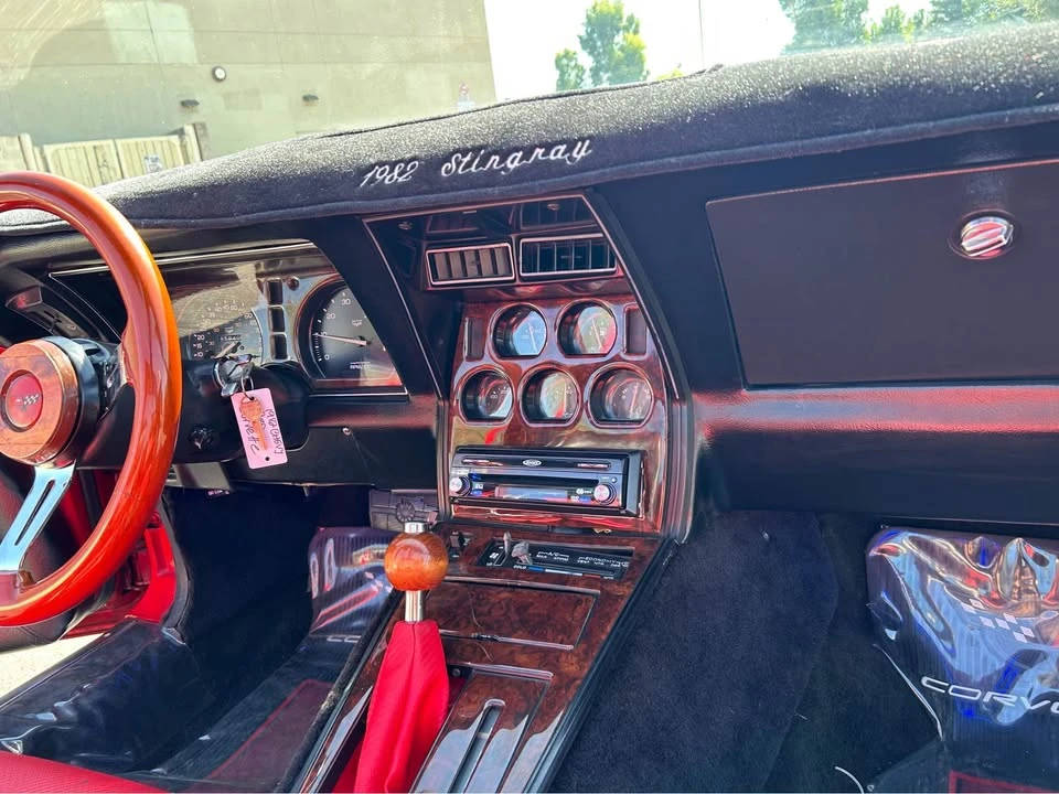 1982 Chevrolet Corvette C3 - Image 5 of 12