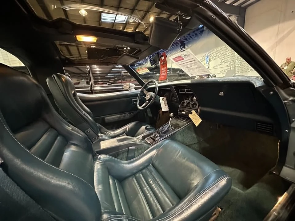 1982 Chevrolet Corvette C3 - Image 9 of 11