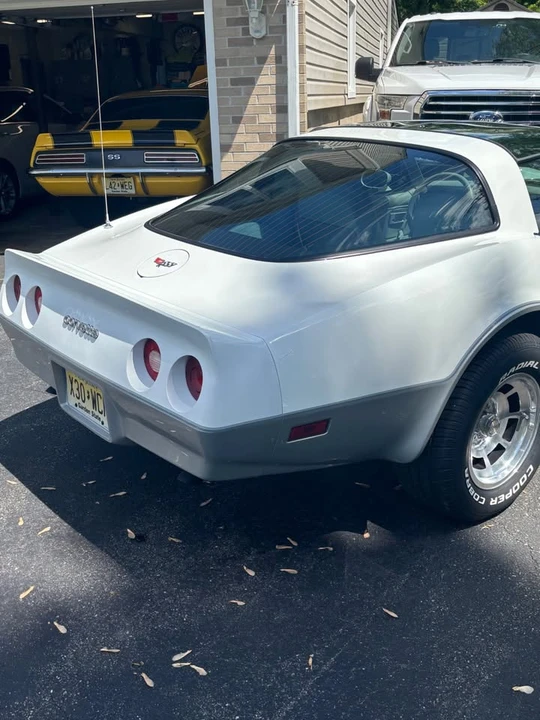 1982 Chevrolet Corvette C3 - Image 5 of 11