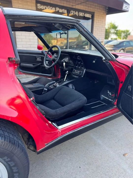1982 Chevrolet Corvette C3 - Image 10 of 13