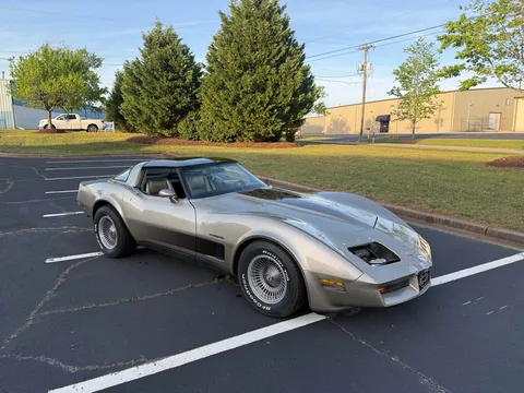 1982 Chevrolet Corvette C3 - Image 4 of 11