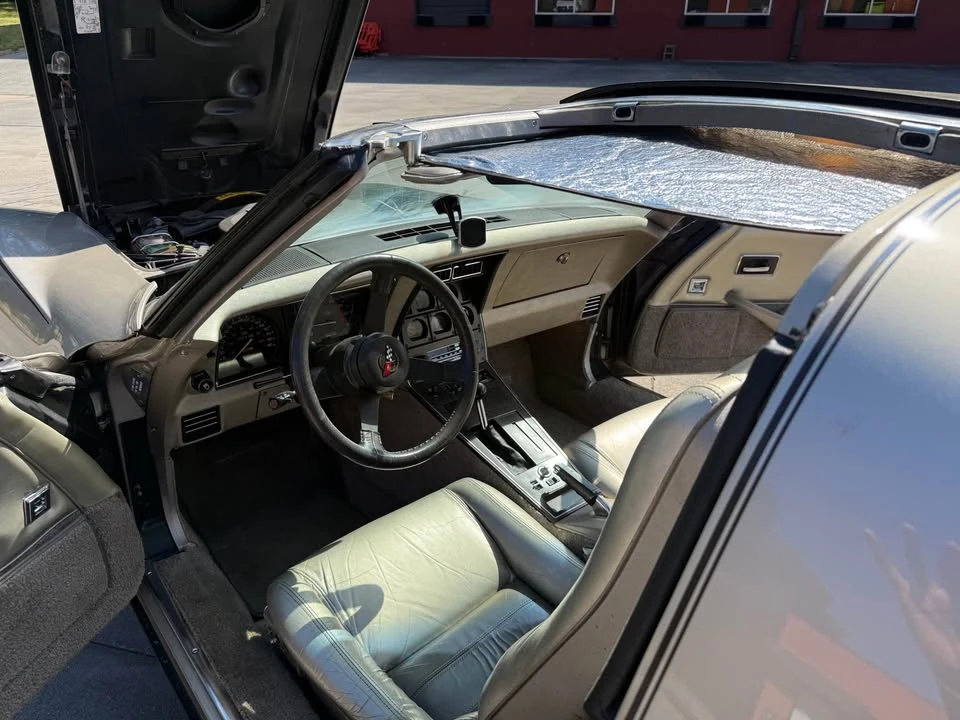 1982 Chevrolet Corvette C3 - Image 18 of 20