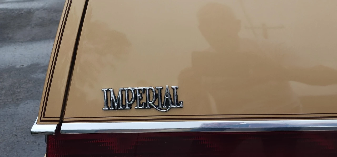 1982 Chrysler Imperial - Image 26 of 31