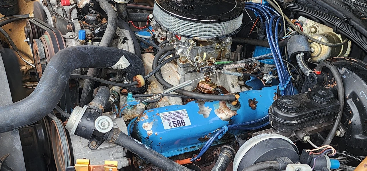 1982 Chrysler Imperial - Image 18 of 31