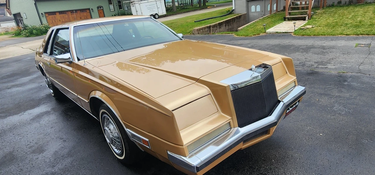1982 Chrysler Imperial - Image 9 of 21