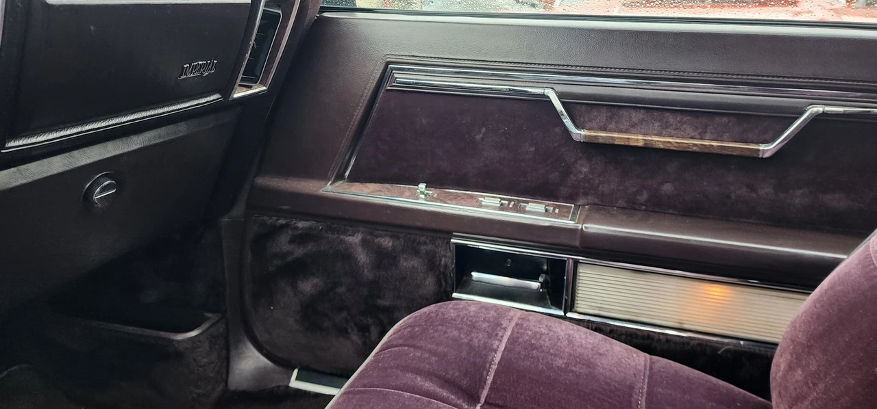 1982 Chrysler Imperial - Image 7 of 31