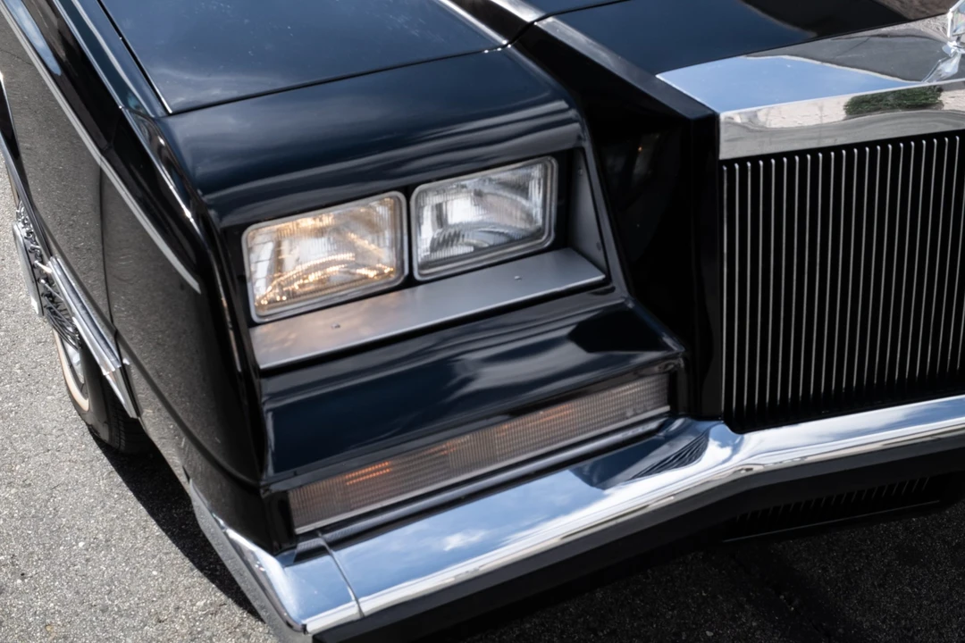 1982 Chrysler Imperial - Image 25 of 31