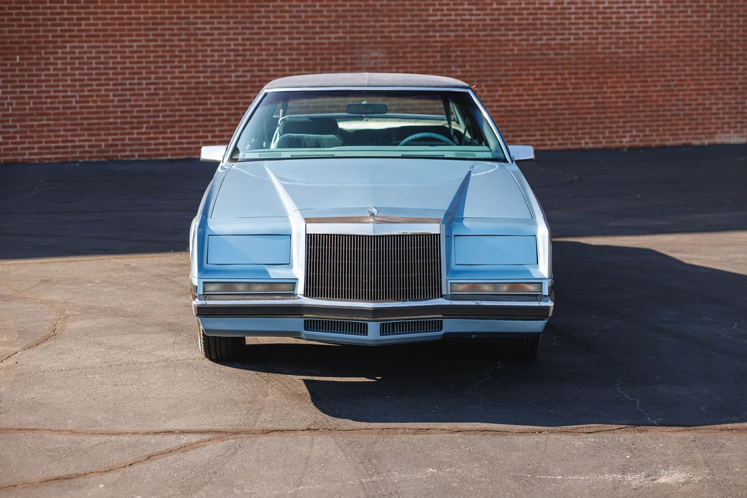 1982 Chrysler Imperial - Image 17 of 31