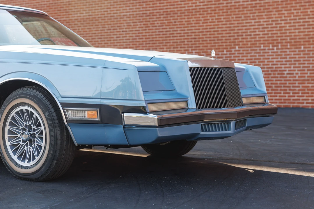 1982 Chrysler Imperial - Image 19 of 31