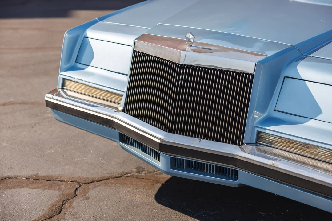 1982 Chrysler Imperial - Image 23 of 31