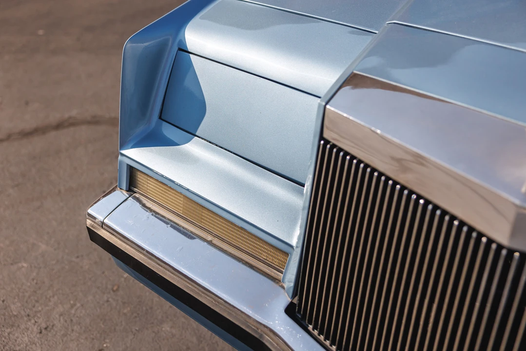 1982 Chrysler Imperial - Image 24 of 31