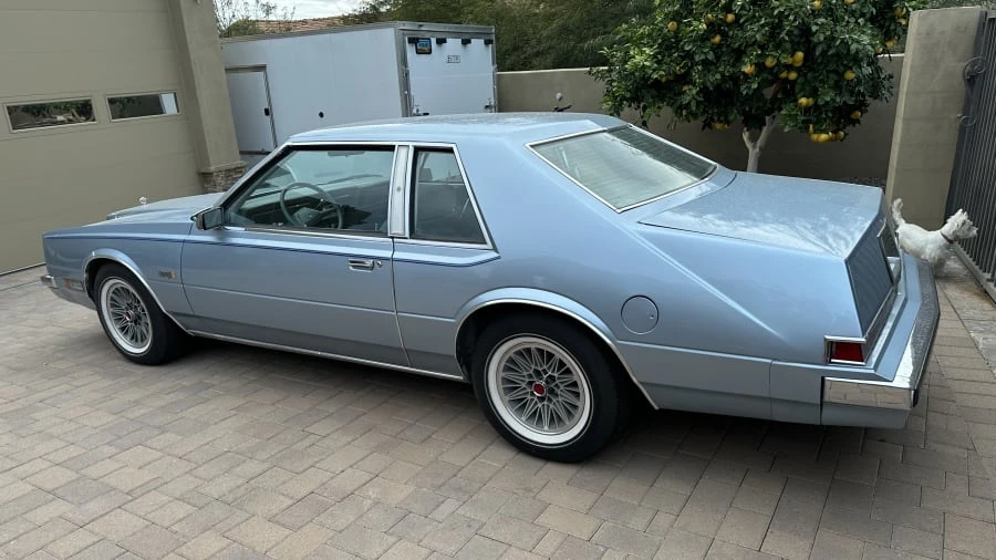 1982 Chrysler Imperial - Image 3 of 24