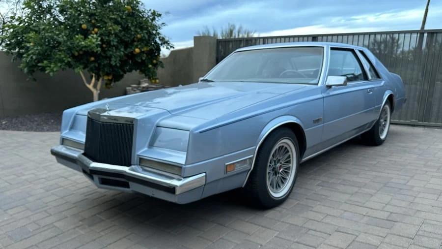 1982 Chrysler Imperial - Image 7 of 24