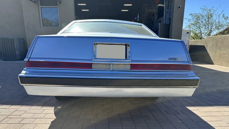 1982 Chrysler Imperial - Image 4 of 24