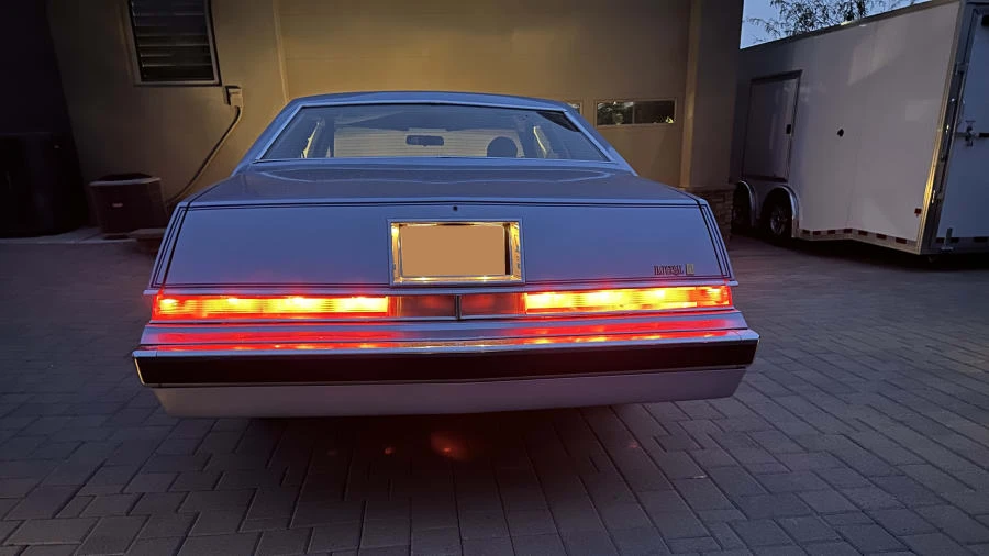 1982 Chrysler Imperial - Image 12 of 24