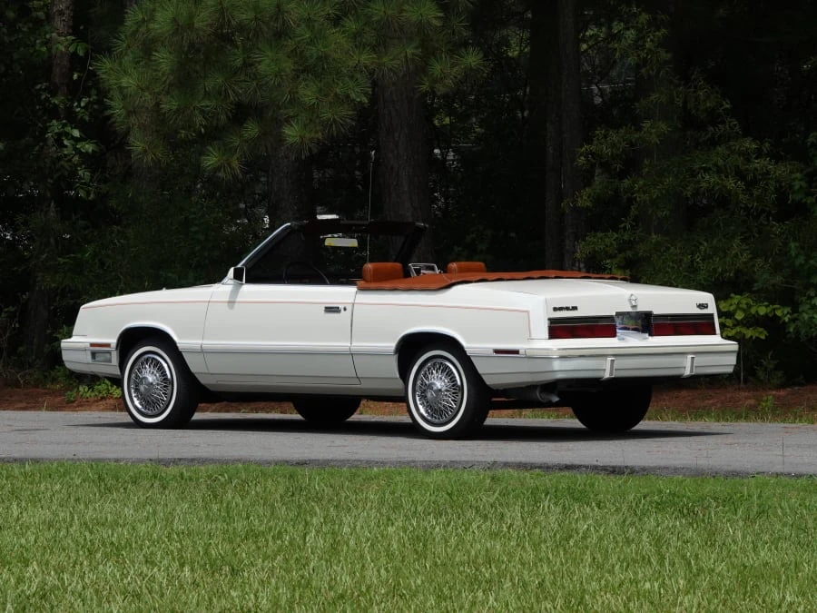 1982 Chrysler LeBaron - Image 17 of 31