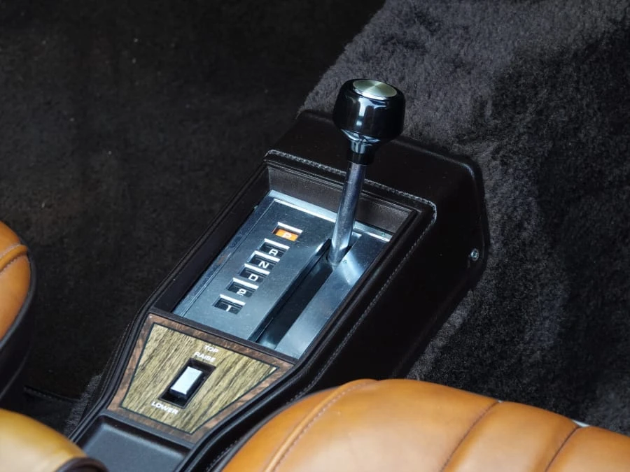 1982 Chrysler LeBaron - Image 30 of 31