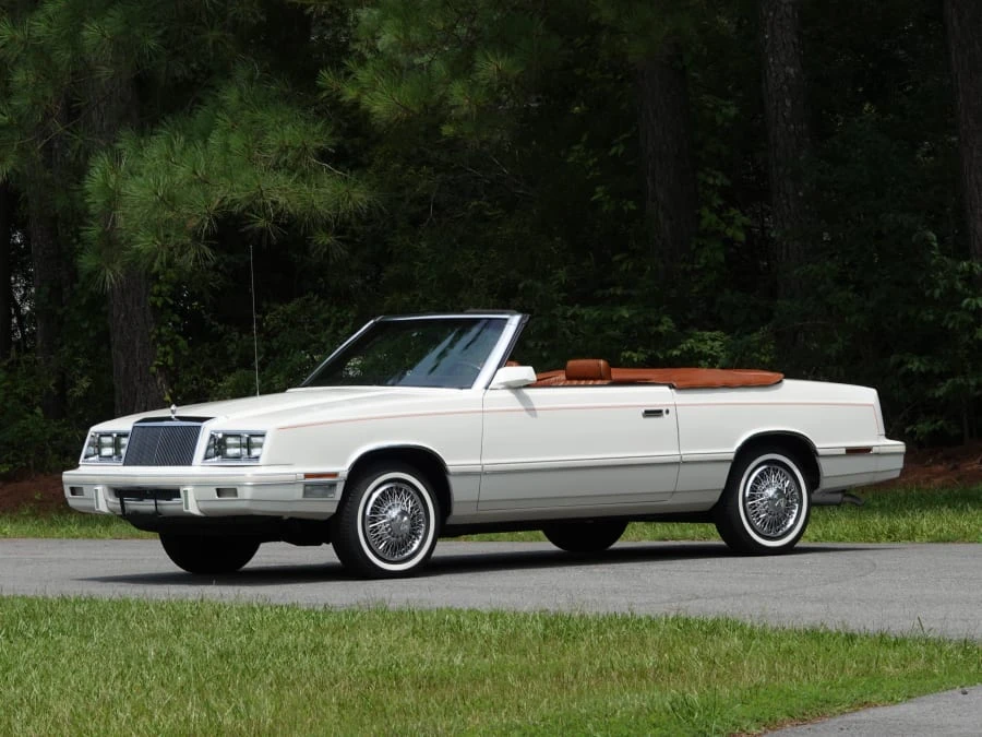 1982 Chrysler LeBaron - Image 10 of 31