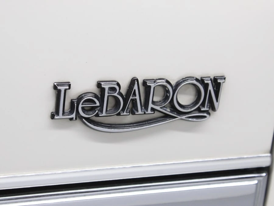 1982 Chrysler LeBaron - Image 15 of 31