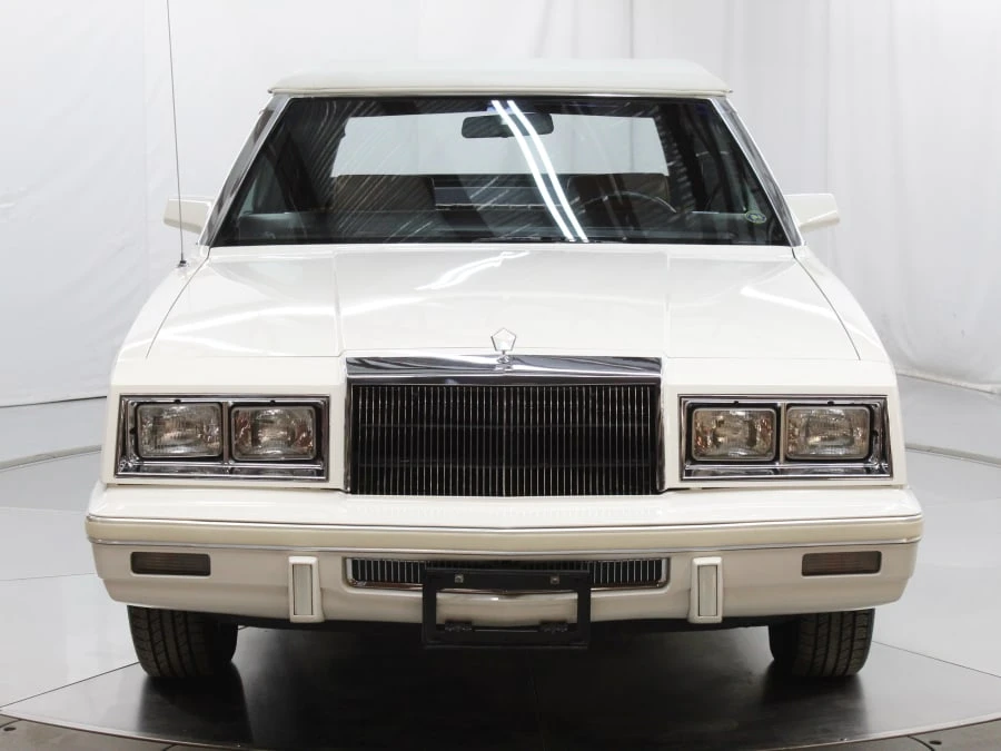 1982 Chrysler LeBaron - Image 8 of 31