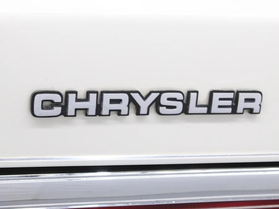 1982 Chrysler LeBaron - Image 14 of 31