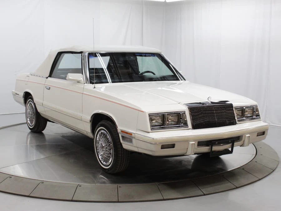 1982 Chrysler LeBaron - Image 6 of 31