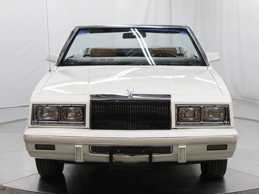 1982 Chrysler LeBaron - Image 4 of 31