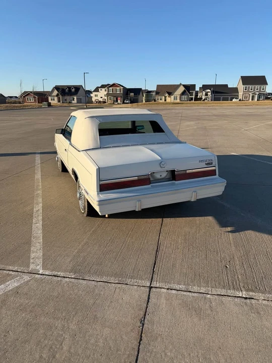1982 Chrysler LeBaron - Image 3 of 11