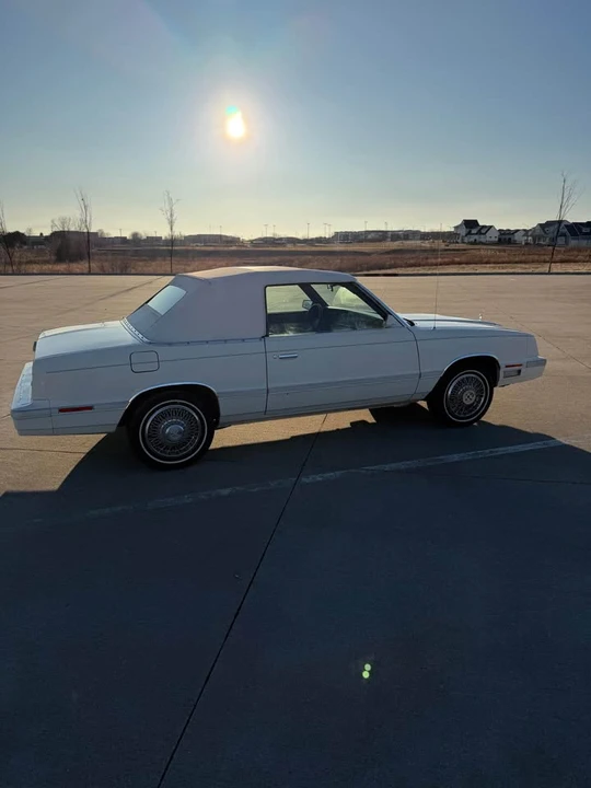 1982 Chrysler LeBaron - Image 5 of 11