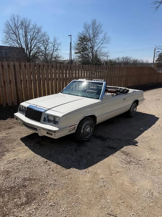 1982 Chrysler LeBaron - Image 11 of 11