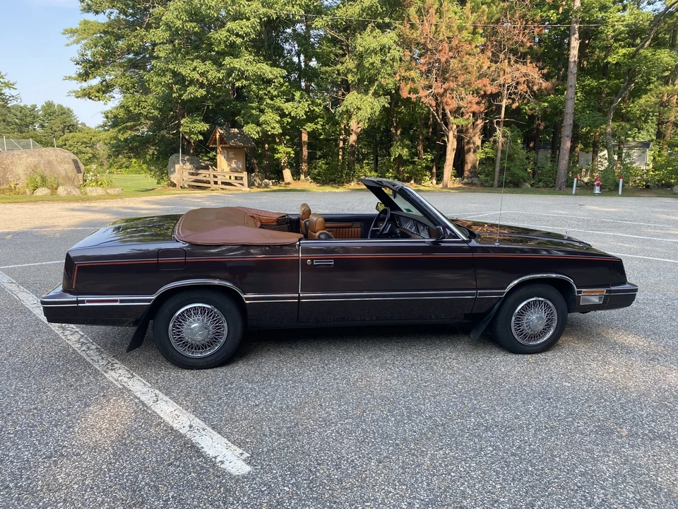 1982 Chrysler LeBaron - Image 14 of 31