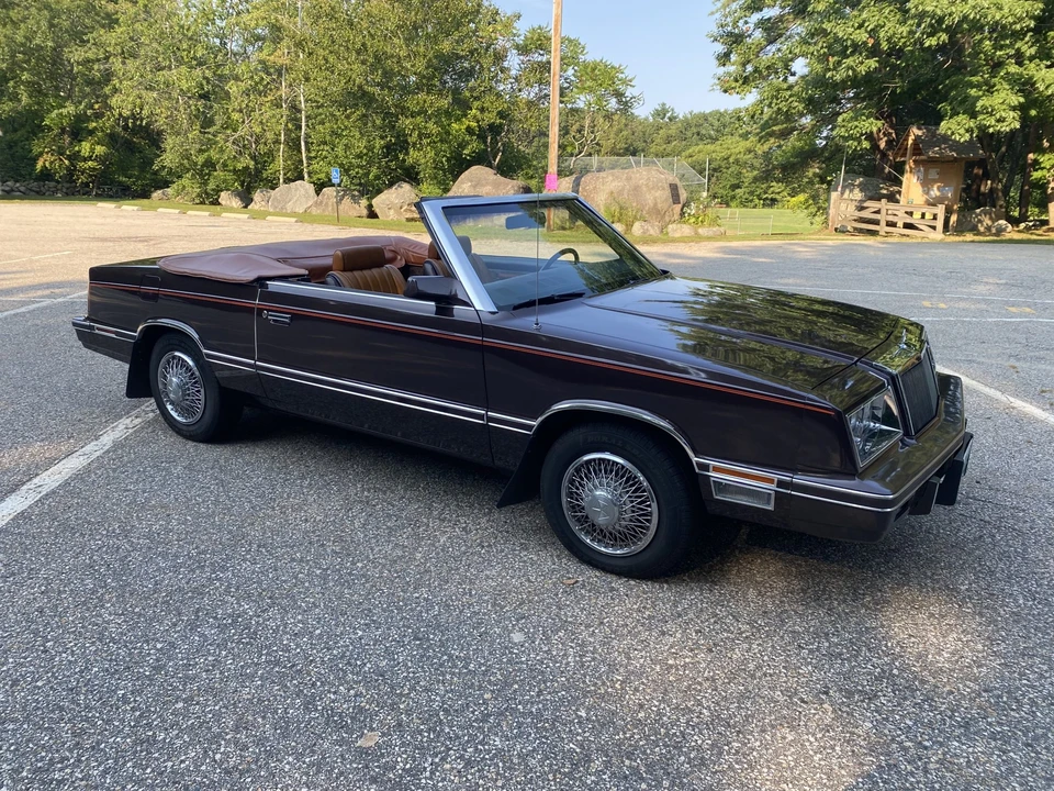 1982 Chrysler LeBaron - Image 16 of 31