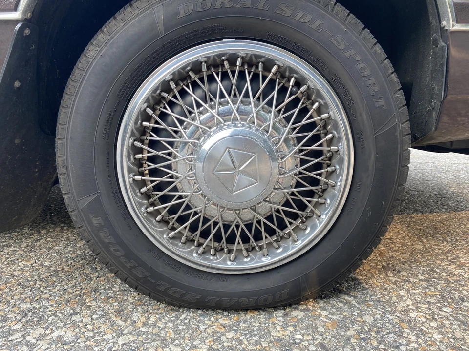 1982 Chrysler LeBaron - Image 30 of 31