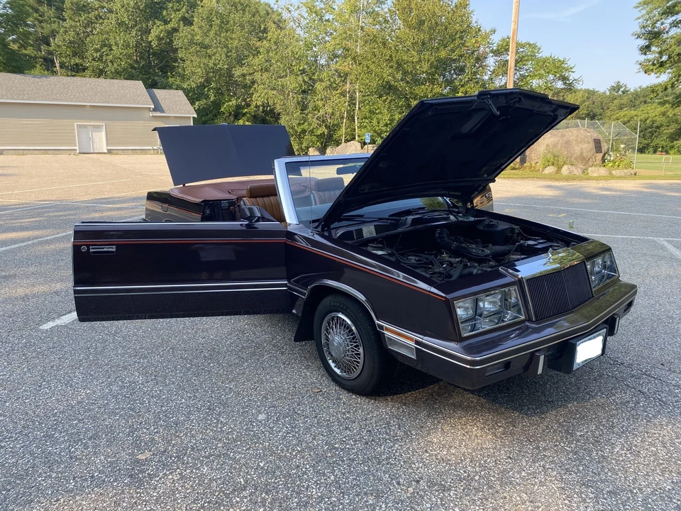 1982 Chrysler LeBaron - Image 17 of 31