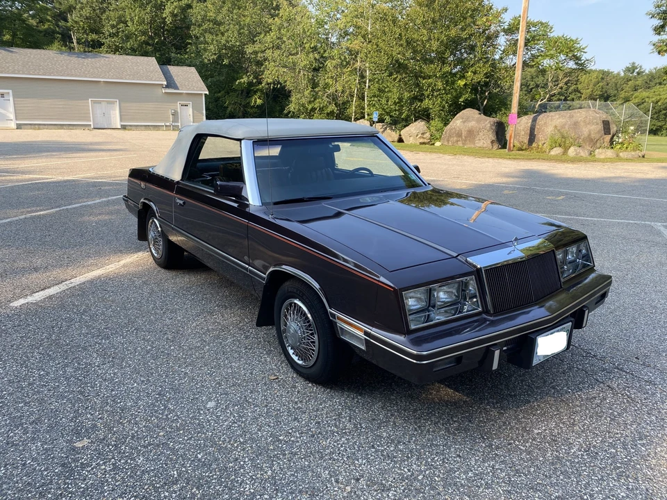 1982 Chrysler LeBaron - Image 6 of 31